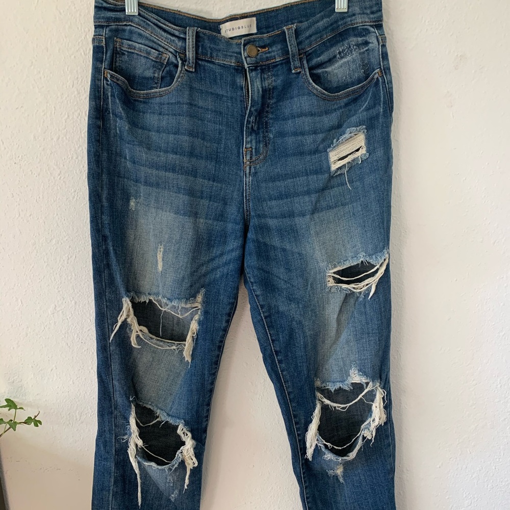 Studio Blue Ripped Jeans